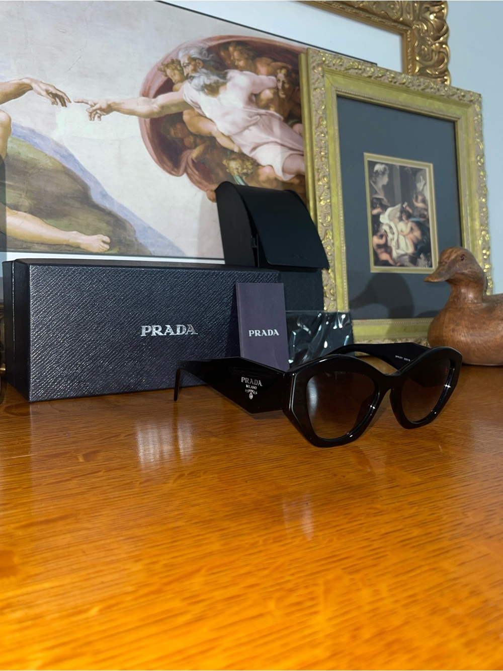 Authentic Prada Black Cat-Eye Sunglasses with Gradient Lenses - Picture 5 of 15